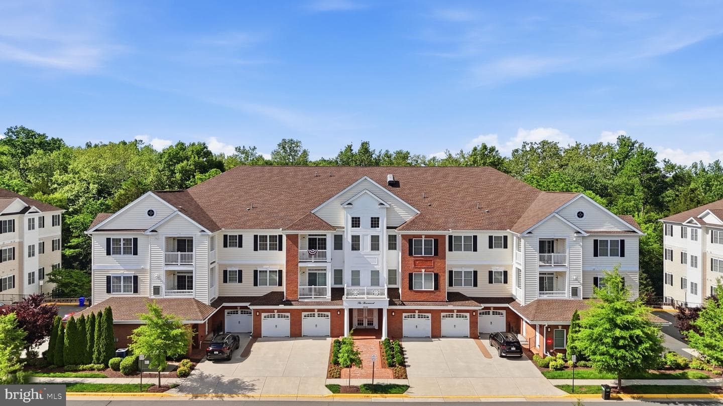 15130 Heather Mill Lane #402 photo 4