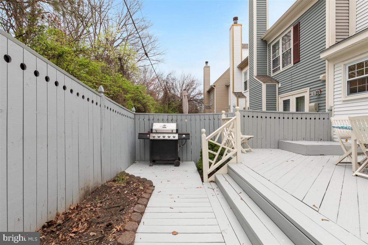 12848 Mill House Court photo 33