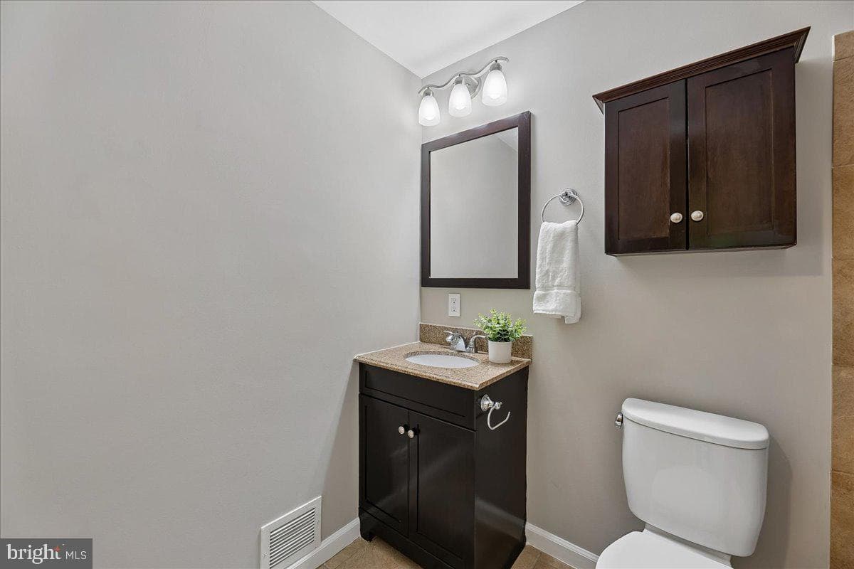 16017 Fairway Drive photo 18