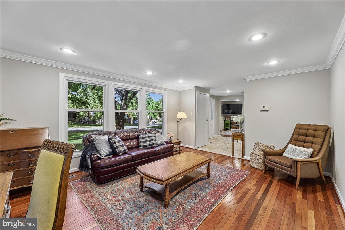 16017 Fairway Drive photo 4