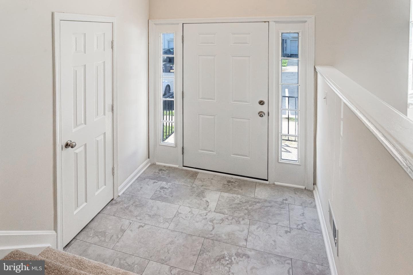 10504 Montrose Way photo 14