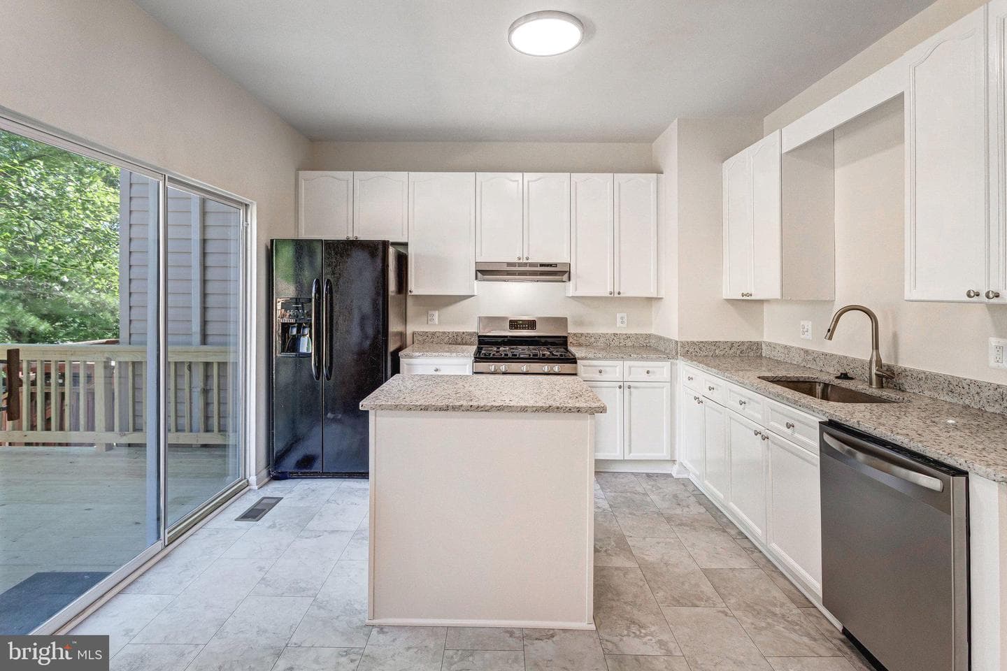 10504 Montrose Way photo 20