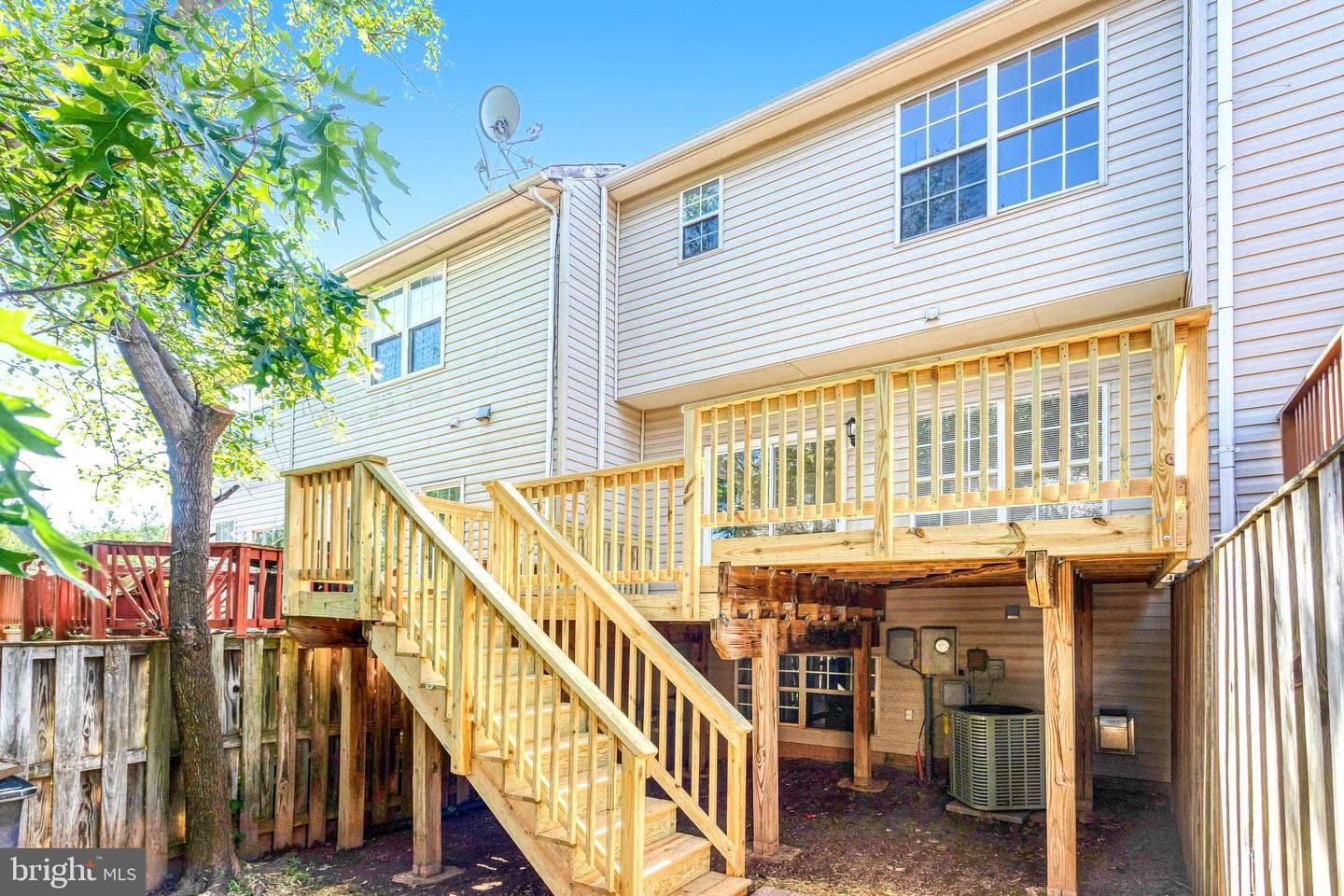 10504 Montrose Way photo 40