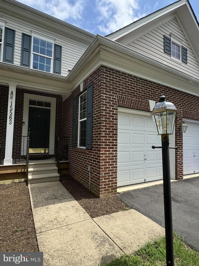 15563 Kelley Farm Court, Woodbridge