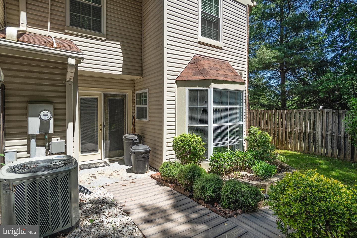 4865 Saltwater Drive photo 4
