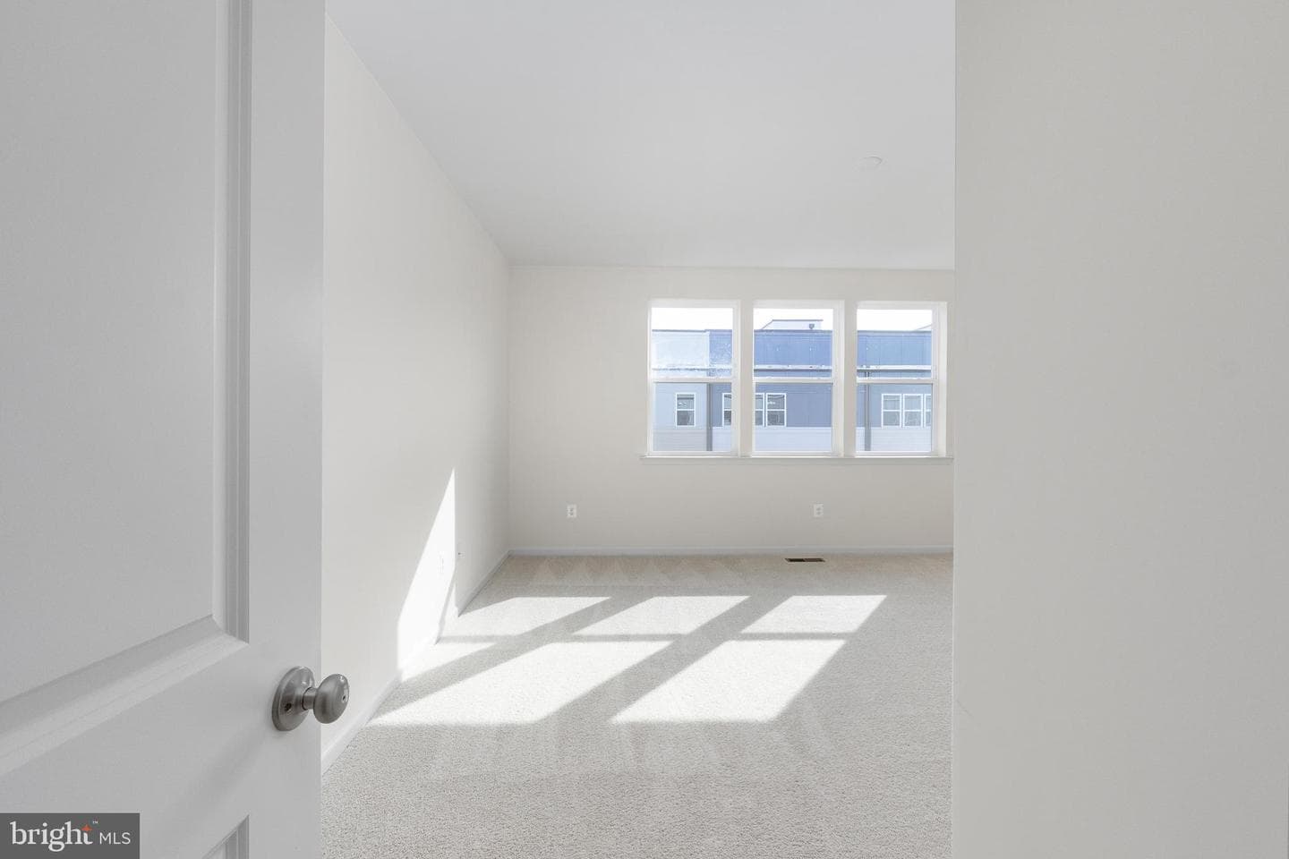 2542 Neabsco Common Place photo 27
