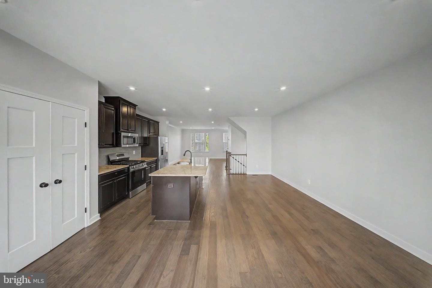 18109 Red Cedar Road photo 10