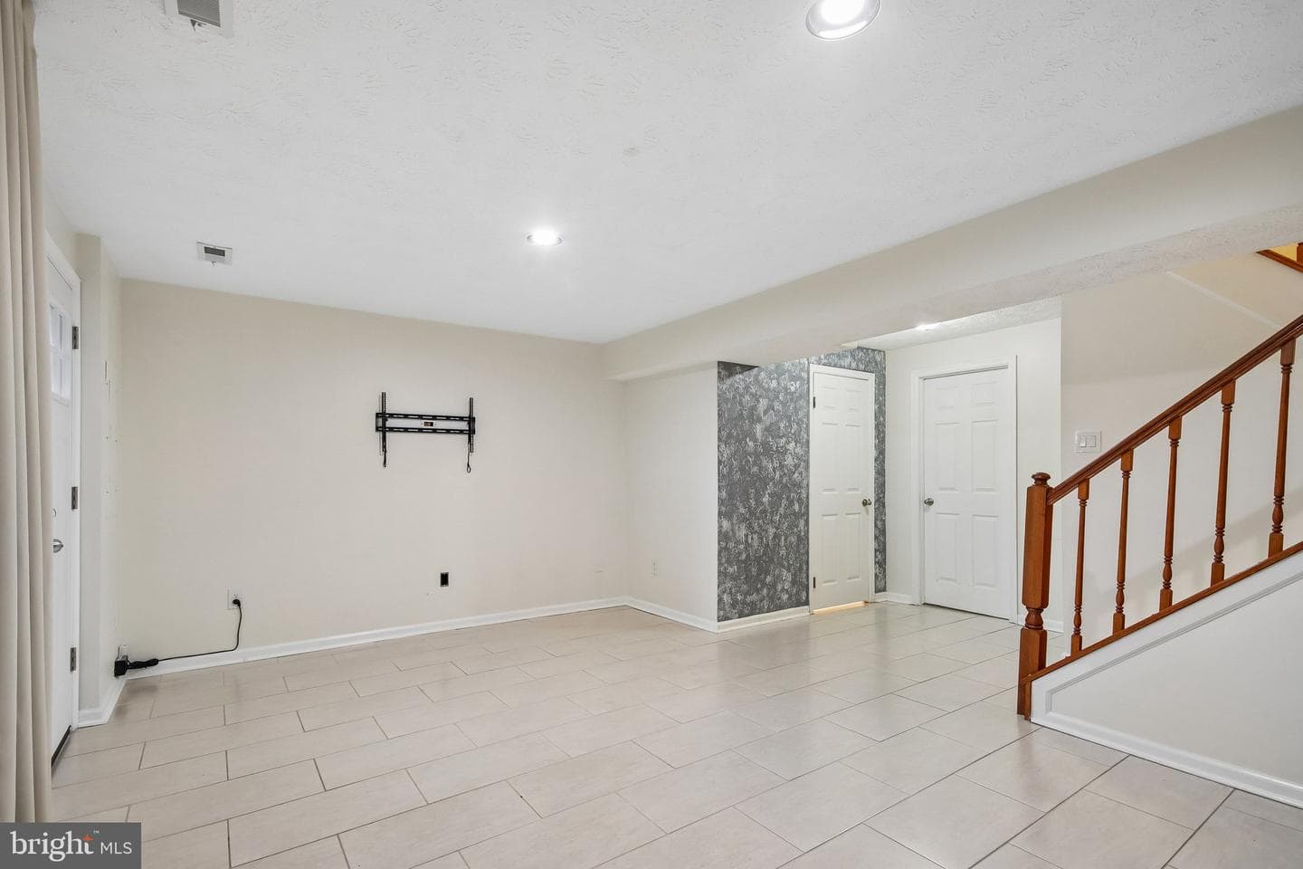 14736 Winding Loop photo 13