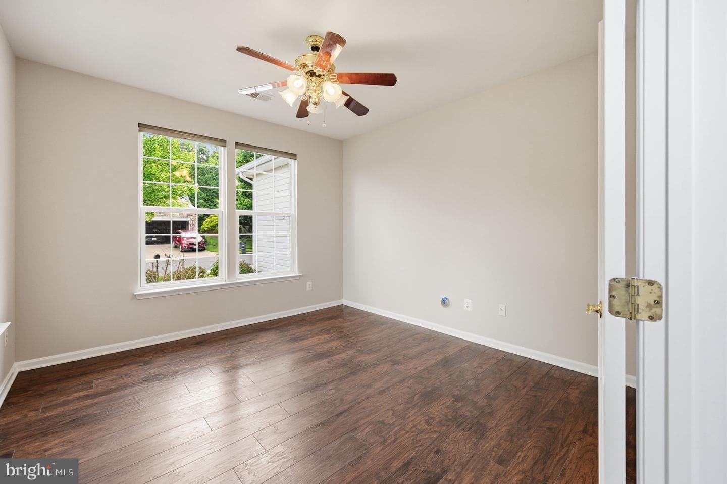 17248 Four Seasons Drive photo 33
