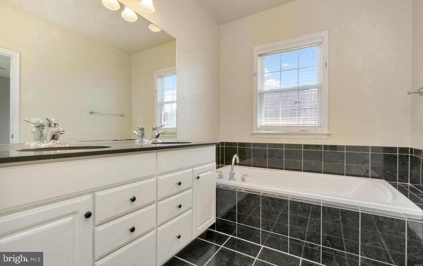 2337 Brookmoor Lane photo 24