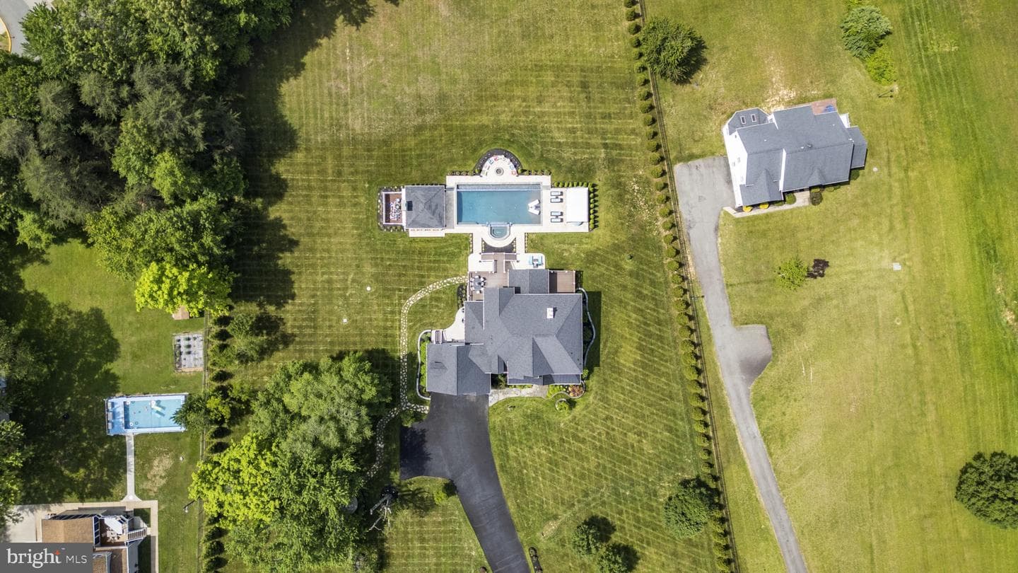 14612 Bristow Road photo 73