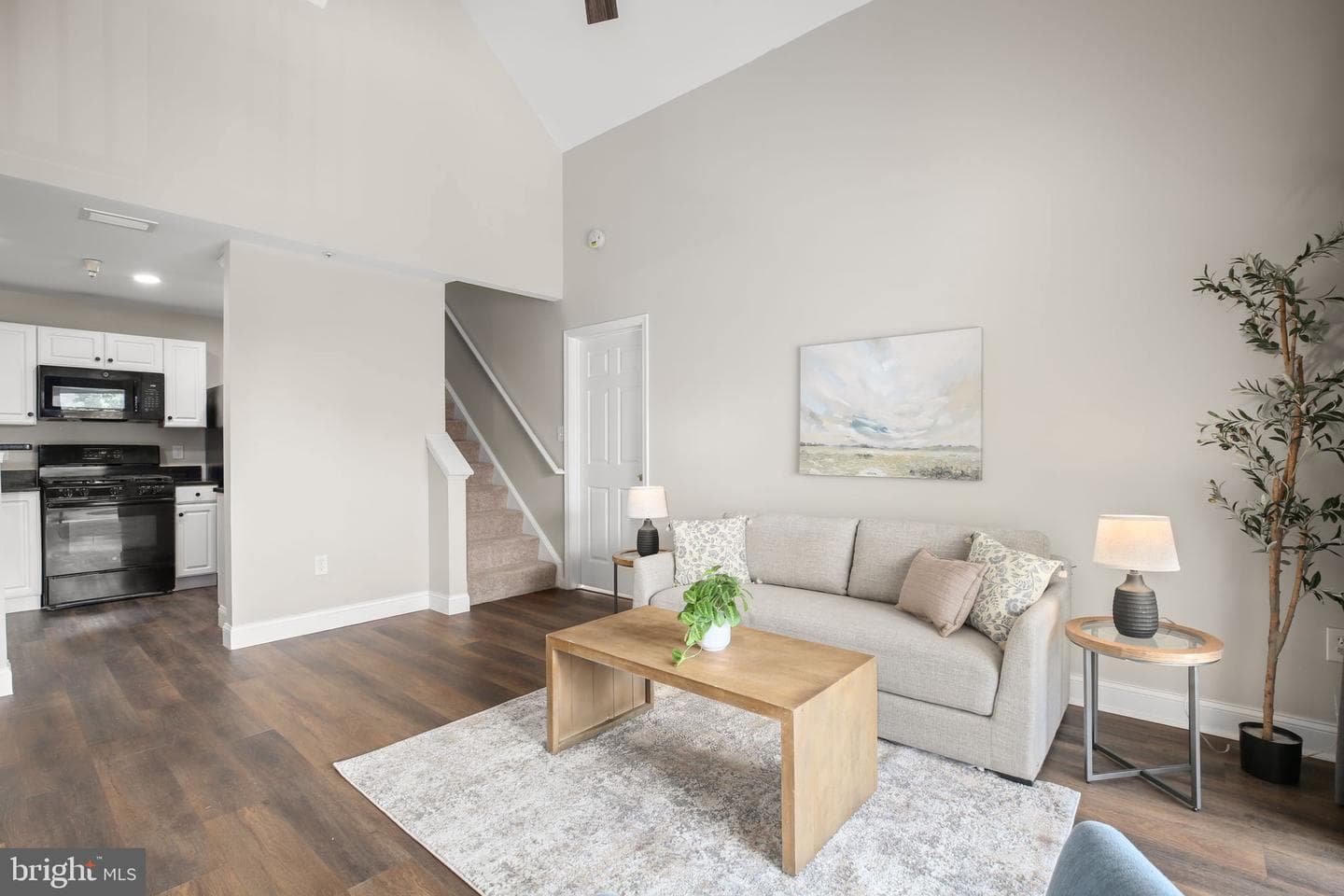 1067 Gardenview Loop #304 photo 10