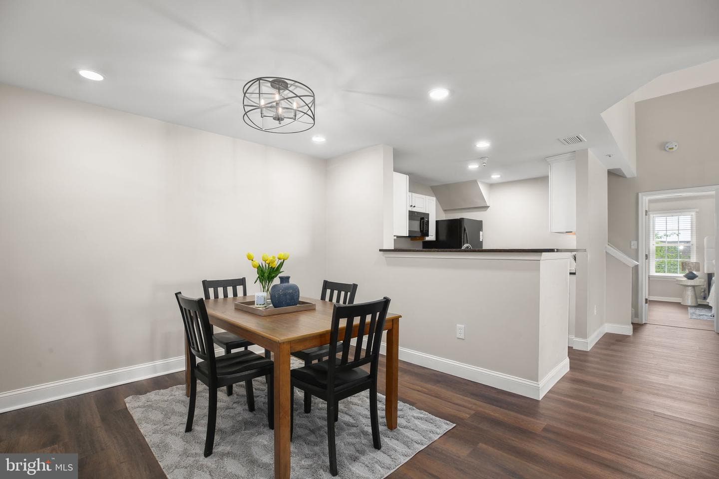 1067 Gardenview Loop #304 photo 2