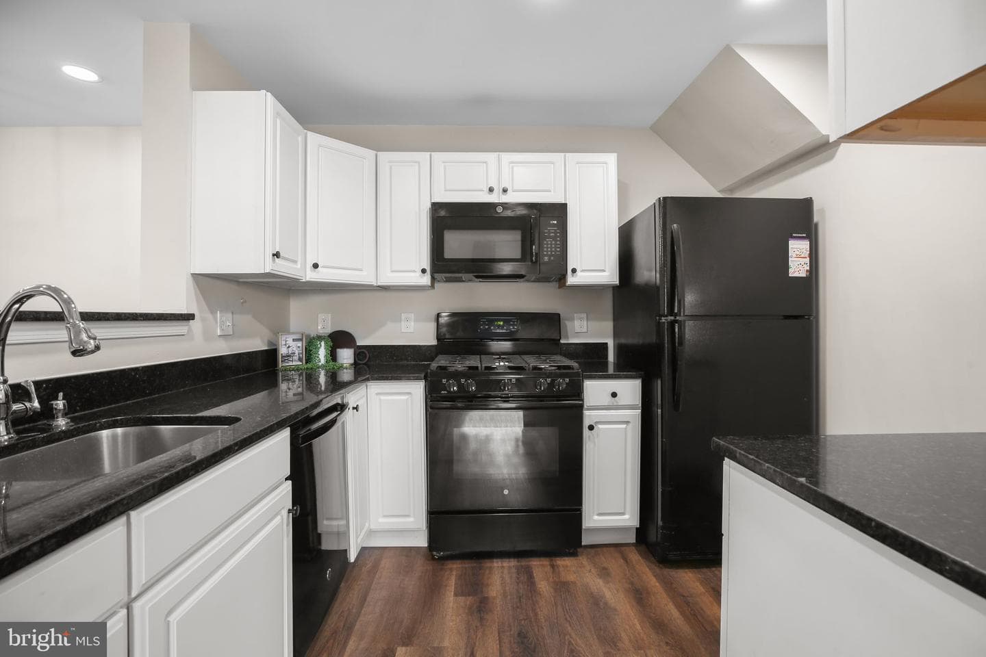 1067 Gardenview Loop #304 photo 5