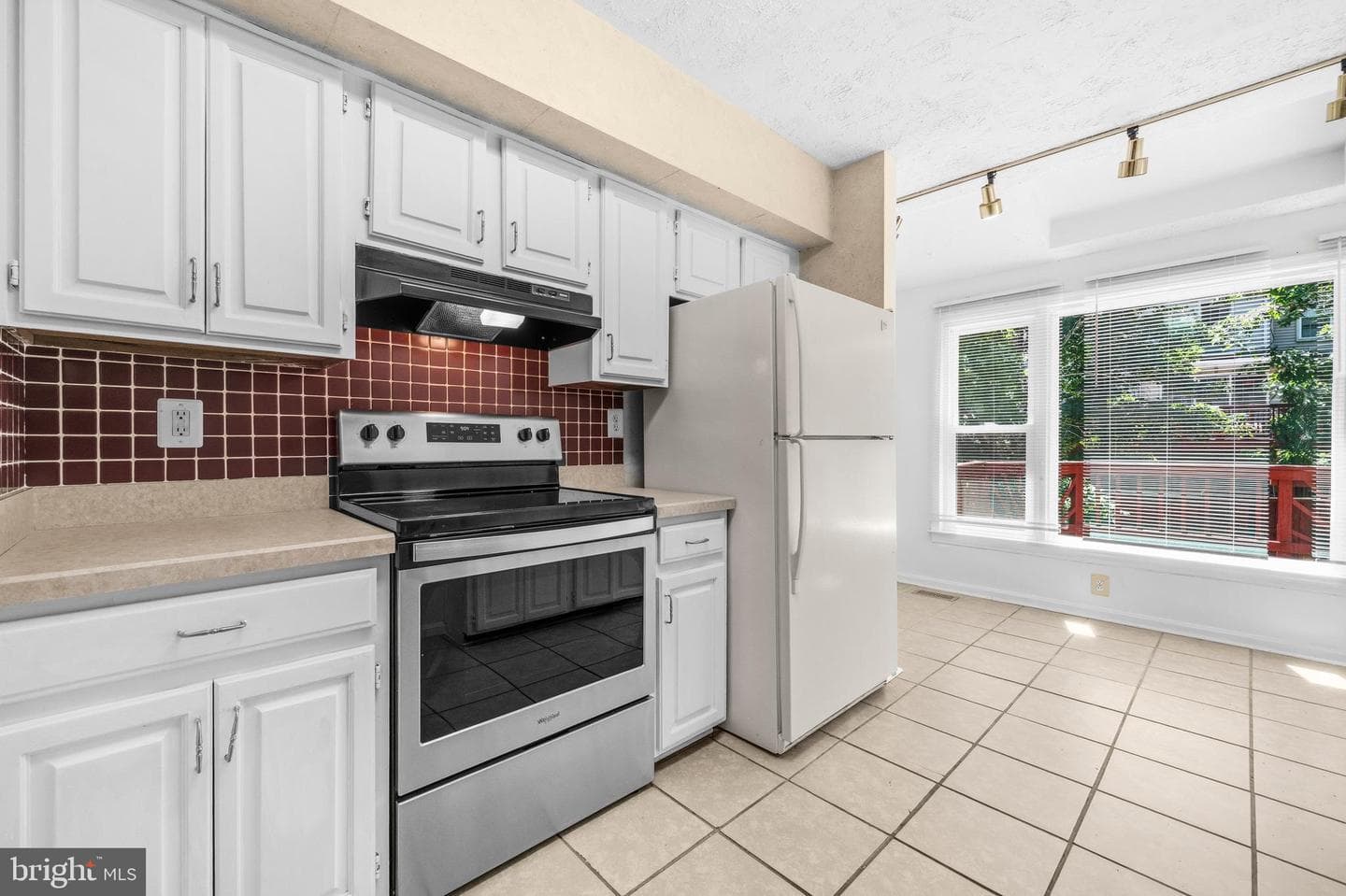 7764 Black Horse Ct photo 14