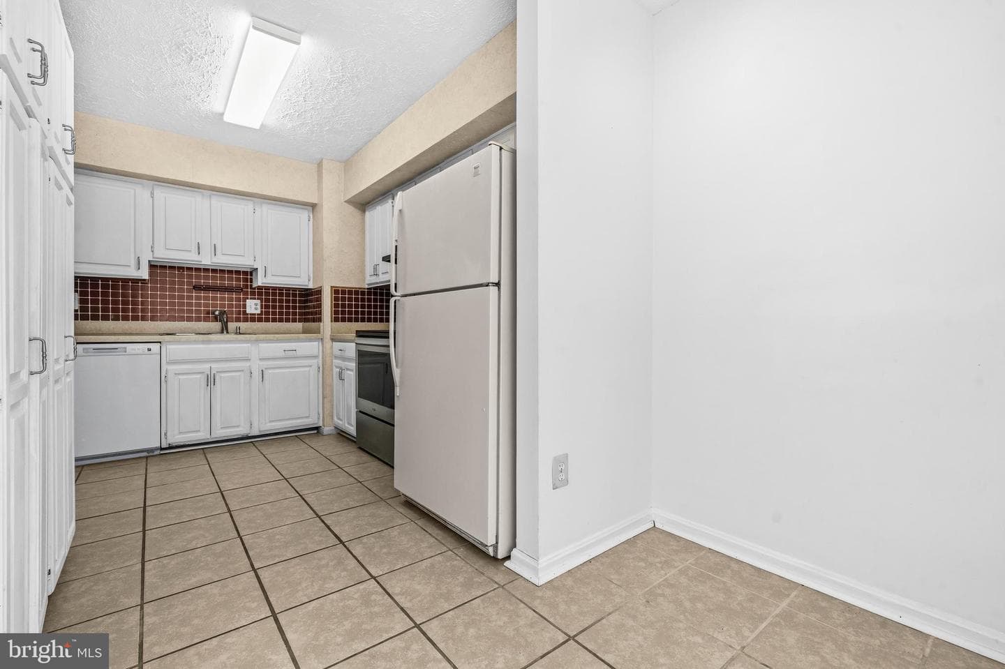 7764 Black Horse Ct photo 17
