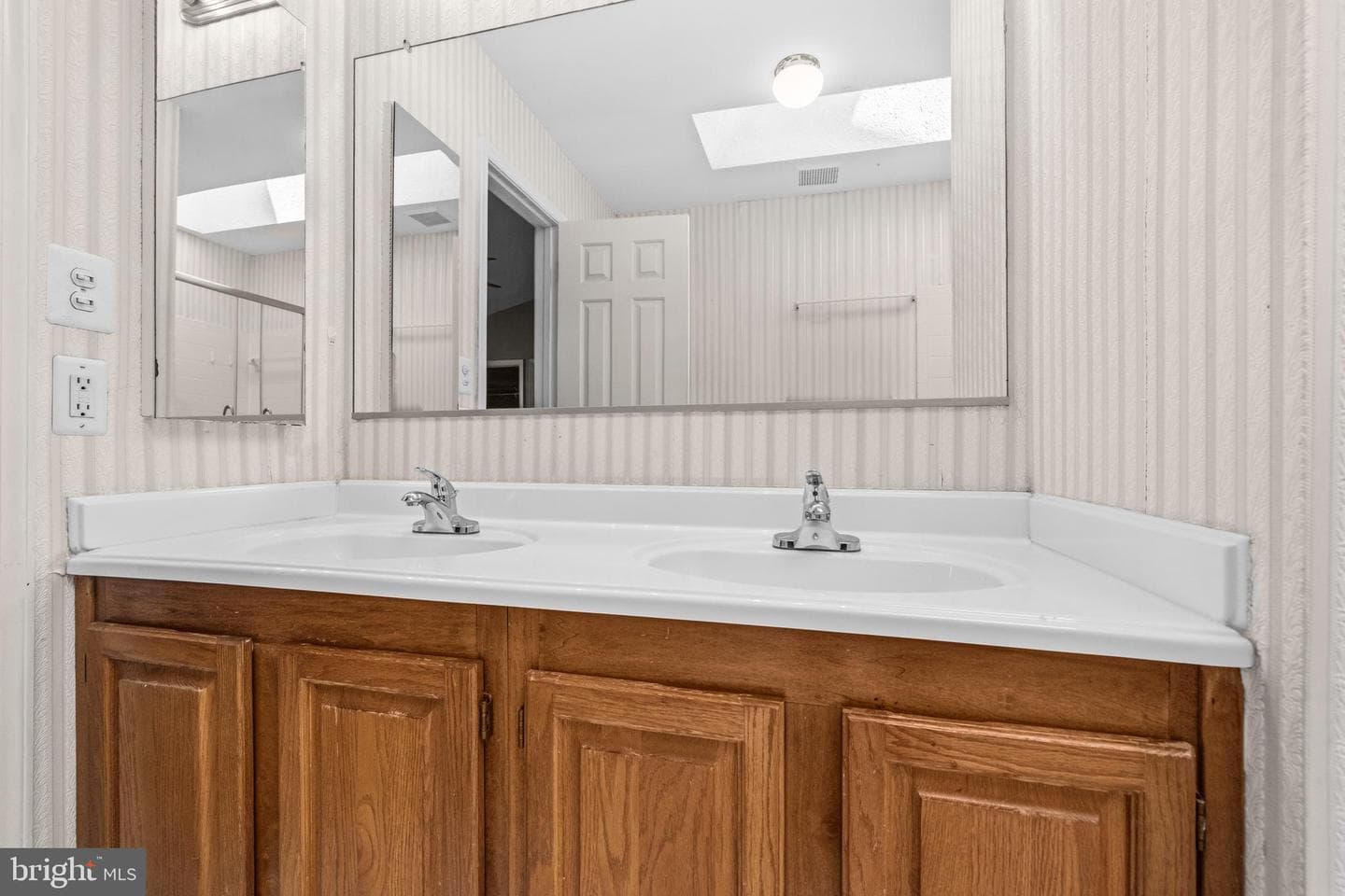 7764 Black Horse Ct photo 24