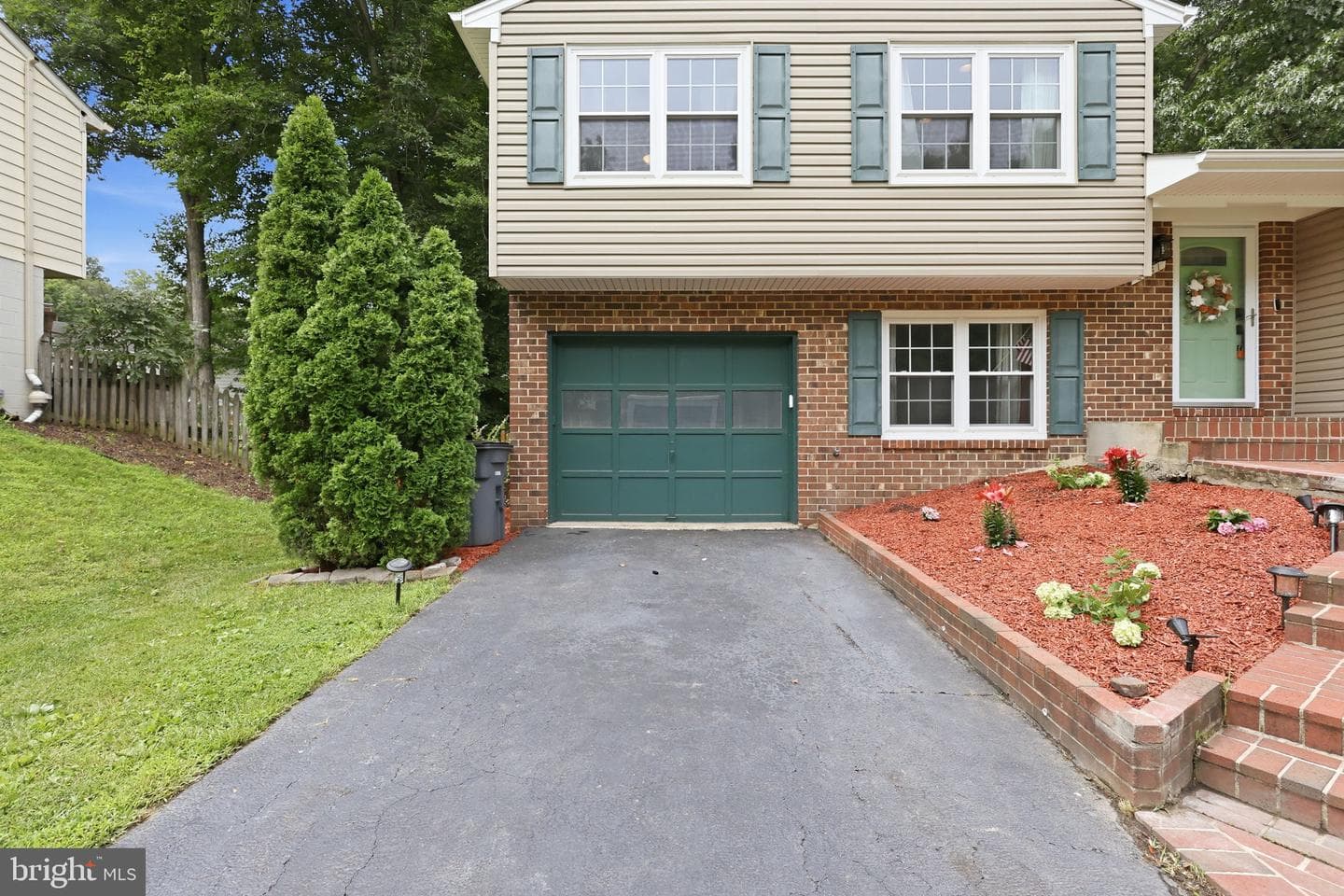 2941 Fox Tail Court photo 3