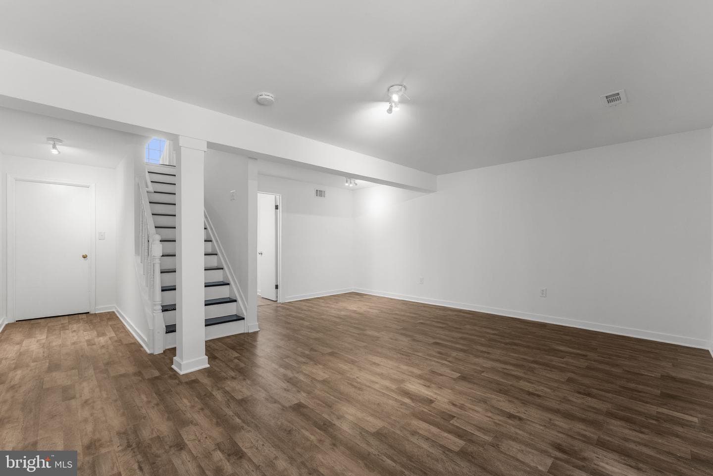 2857 Bowes Lane photo 33