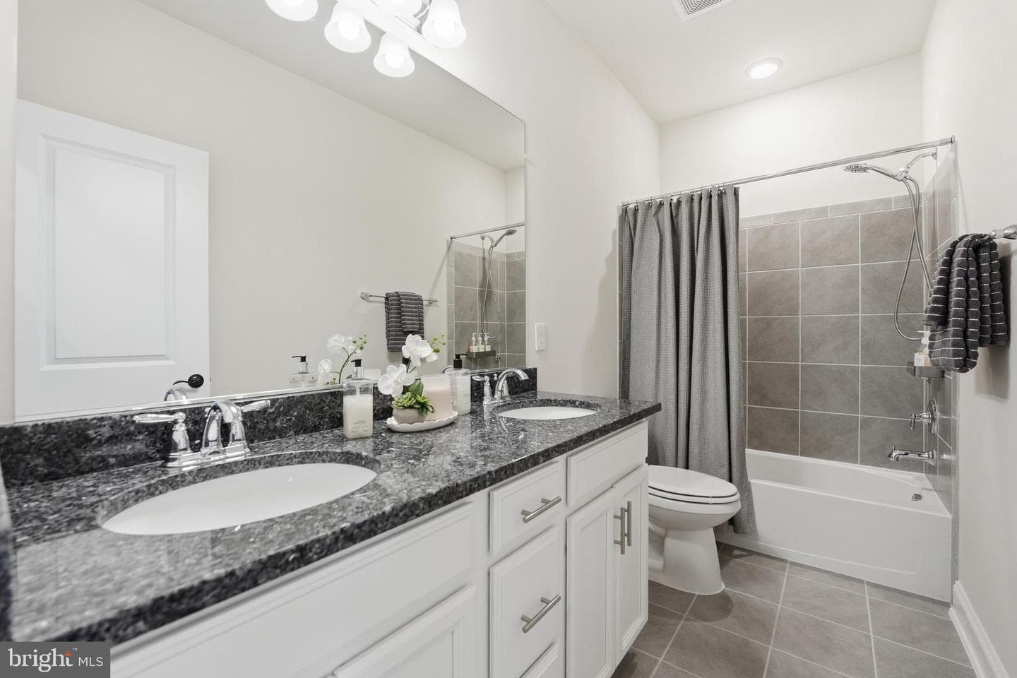 17139 Branched Oak Road photo 32