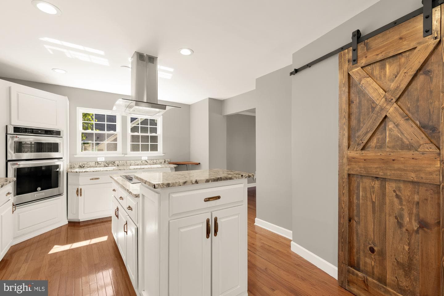 13581 Castlebridge Lane photo 9