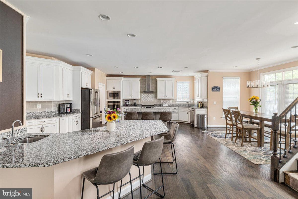 12137 Hickory Falls Court photo 21