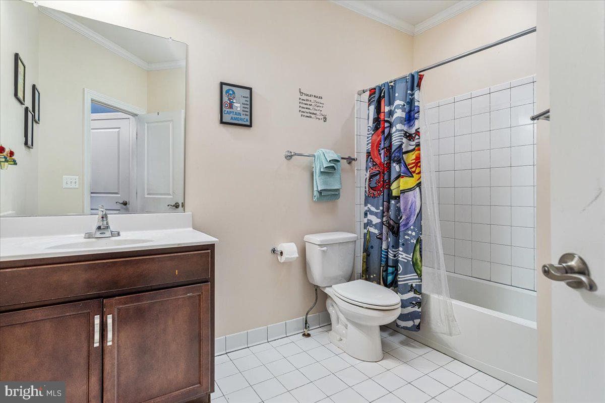 12137 Hickory Falls Court photo 42