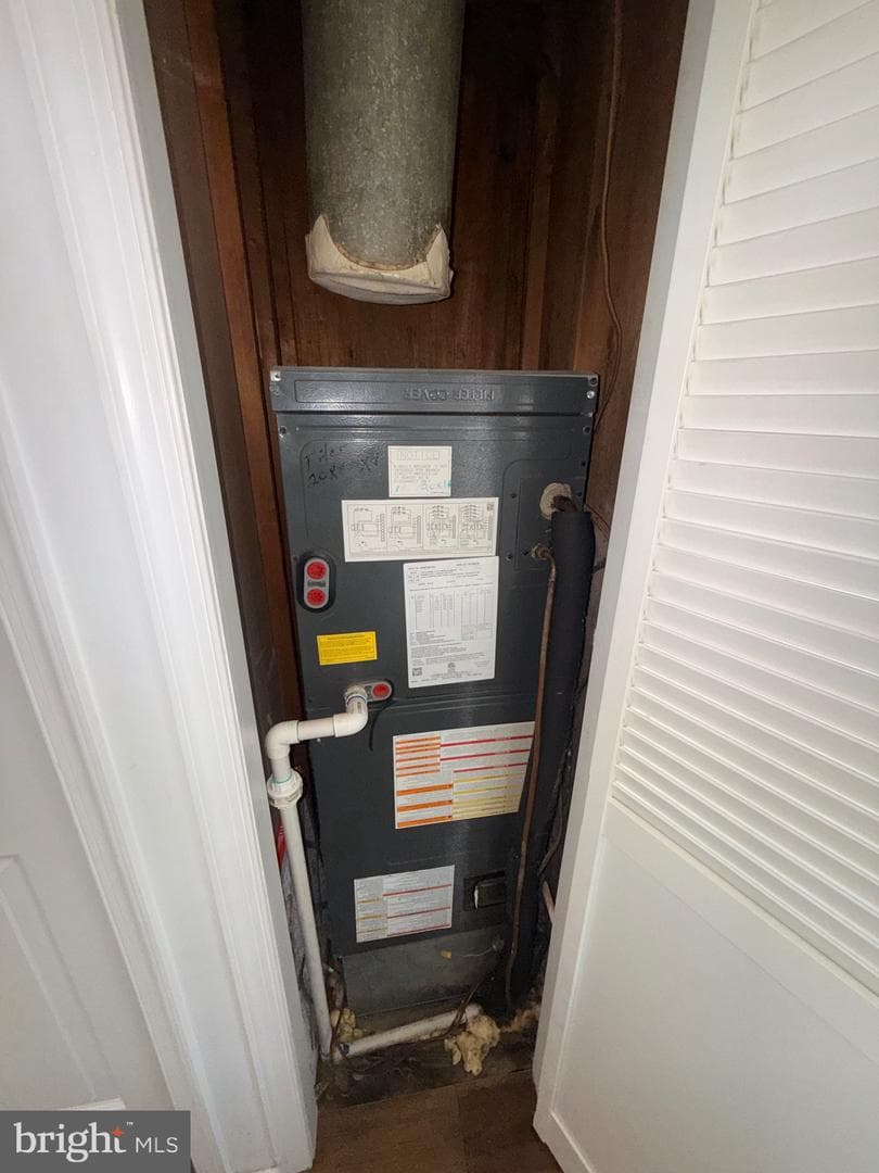 7410 Moss Ln photo 13