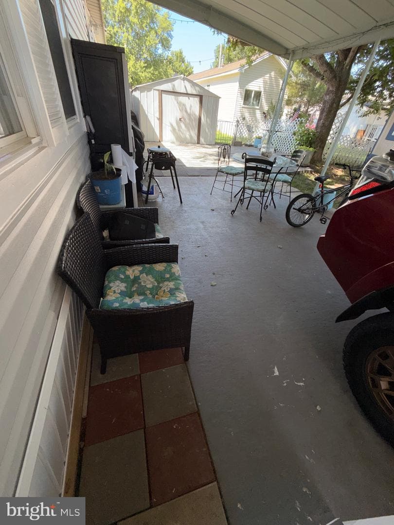 7410 Moss Ln photo 23