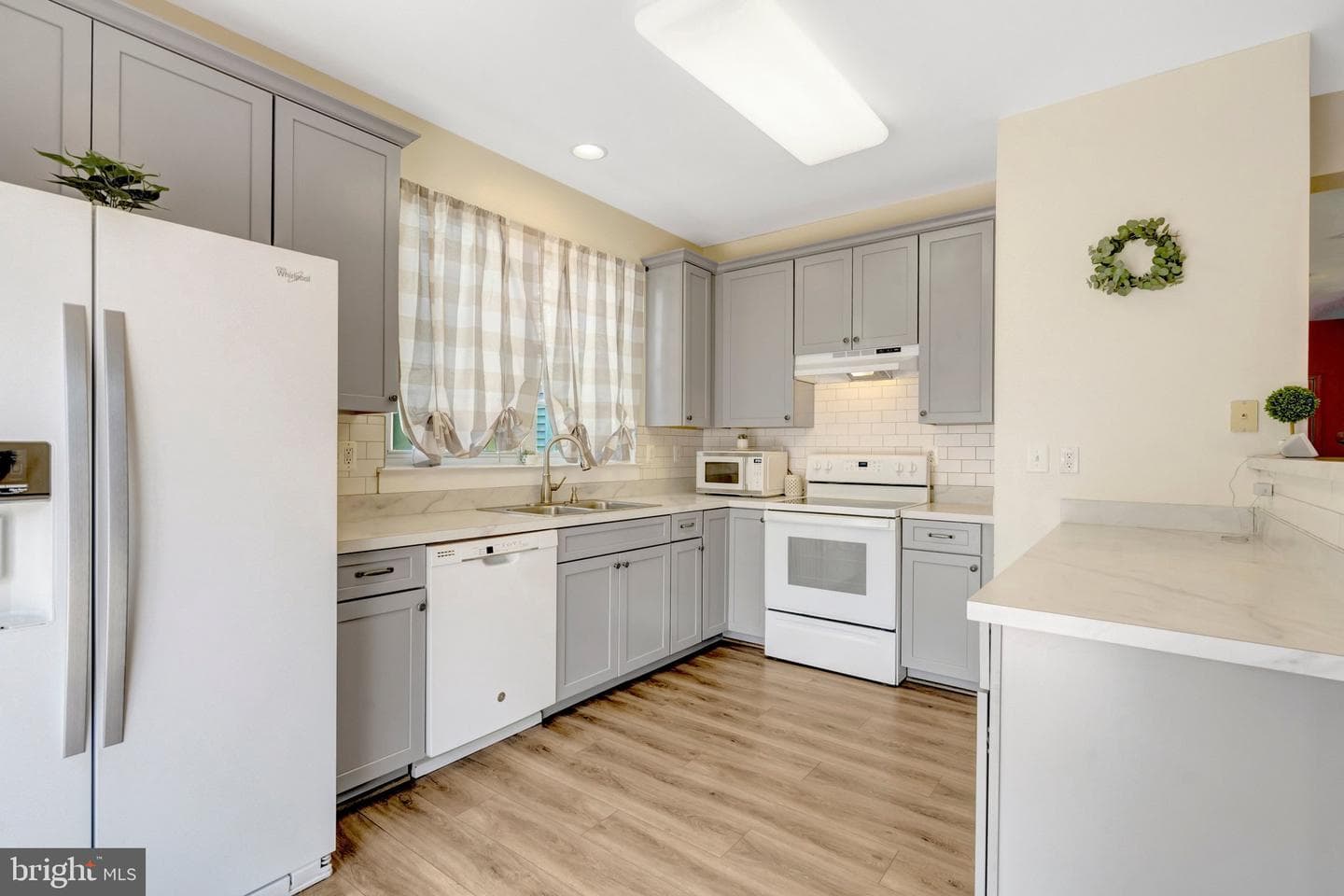 13521 Wansteadt Place photo 7