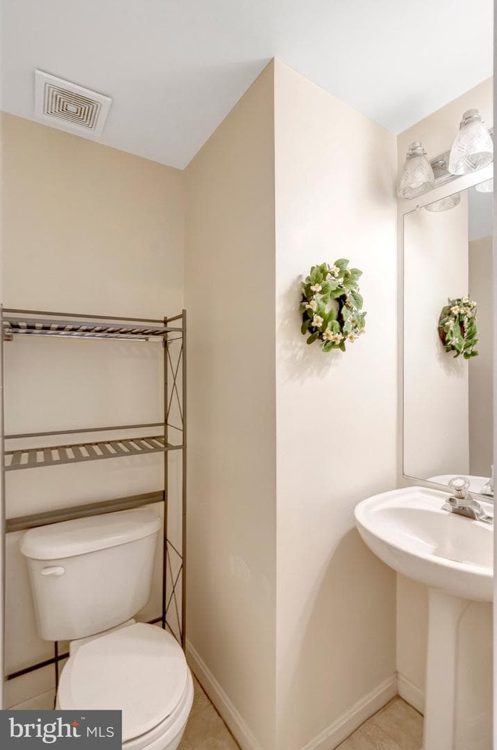 13521 Wansteadt Place photo 9