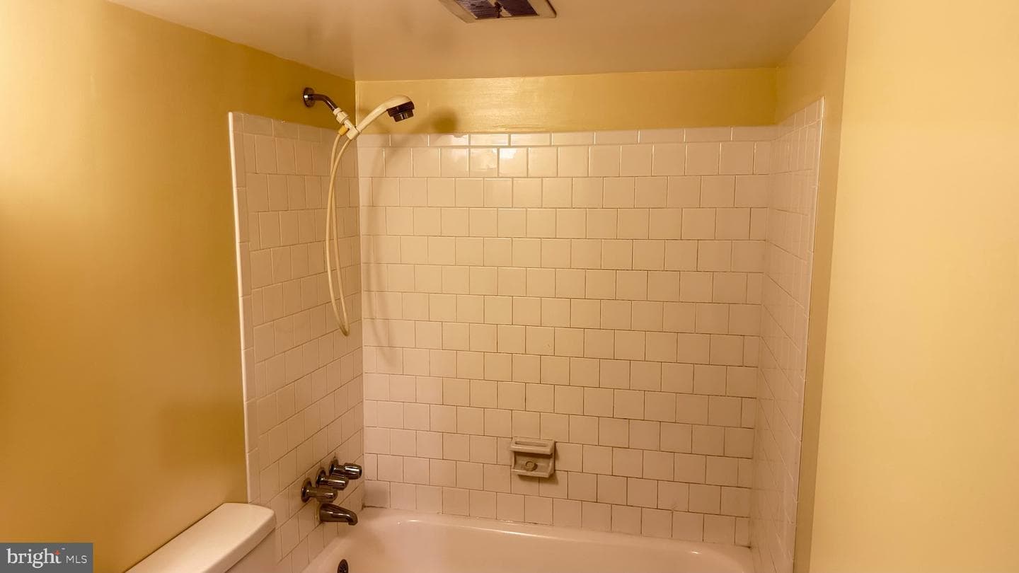 14731 Darbydale Avenue photo 11