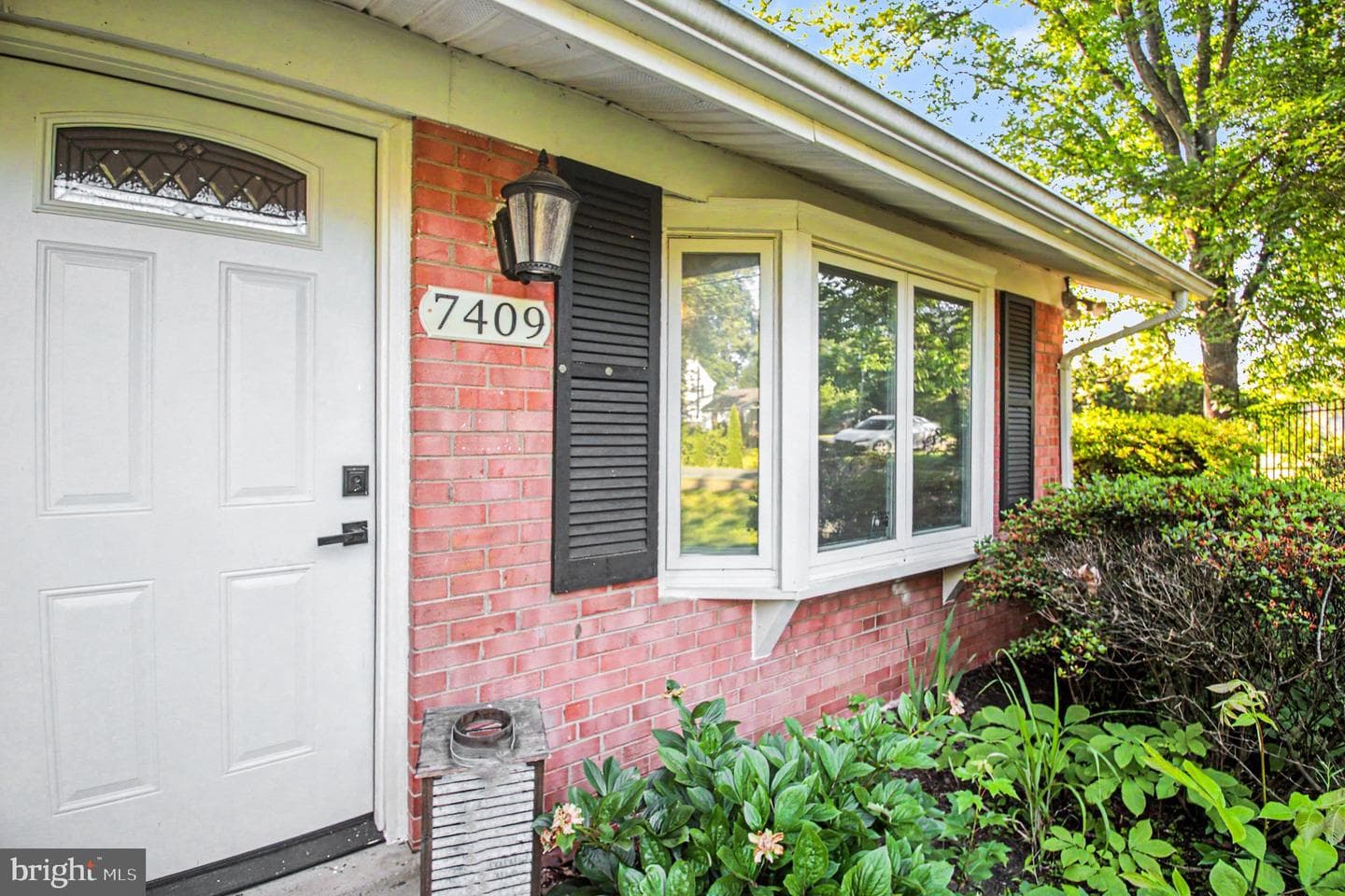 7409 Lake Drive photo 30