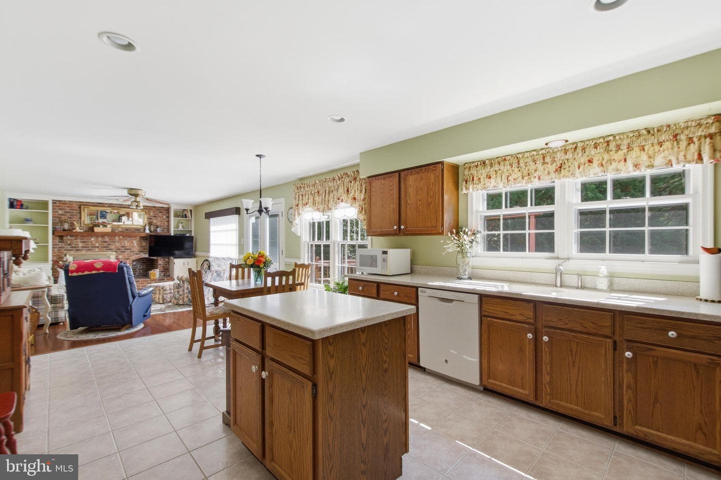 12207 Knightsbridge Drive photo 15