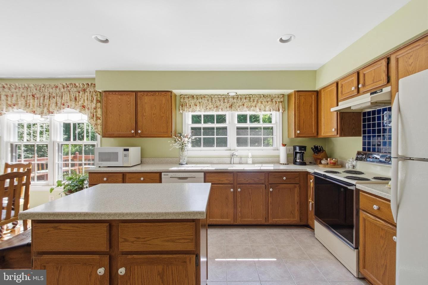 12207 Knightsbridge Drive photo 17