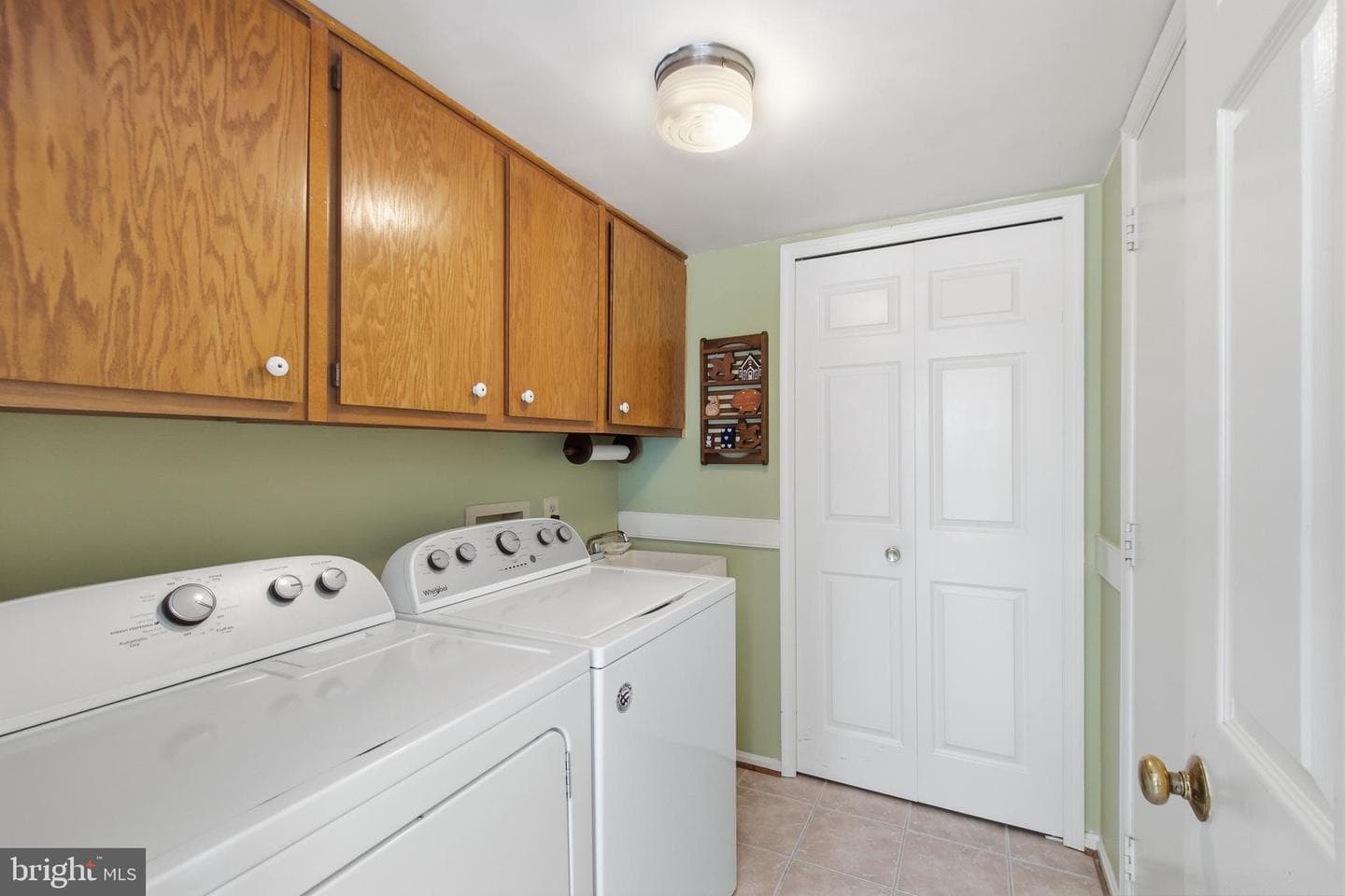 12207 Knightsbridge Drive photo 24