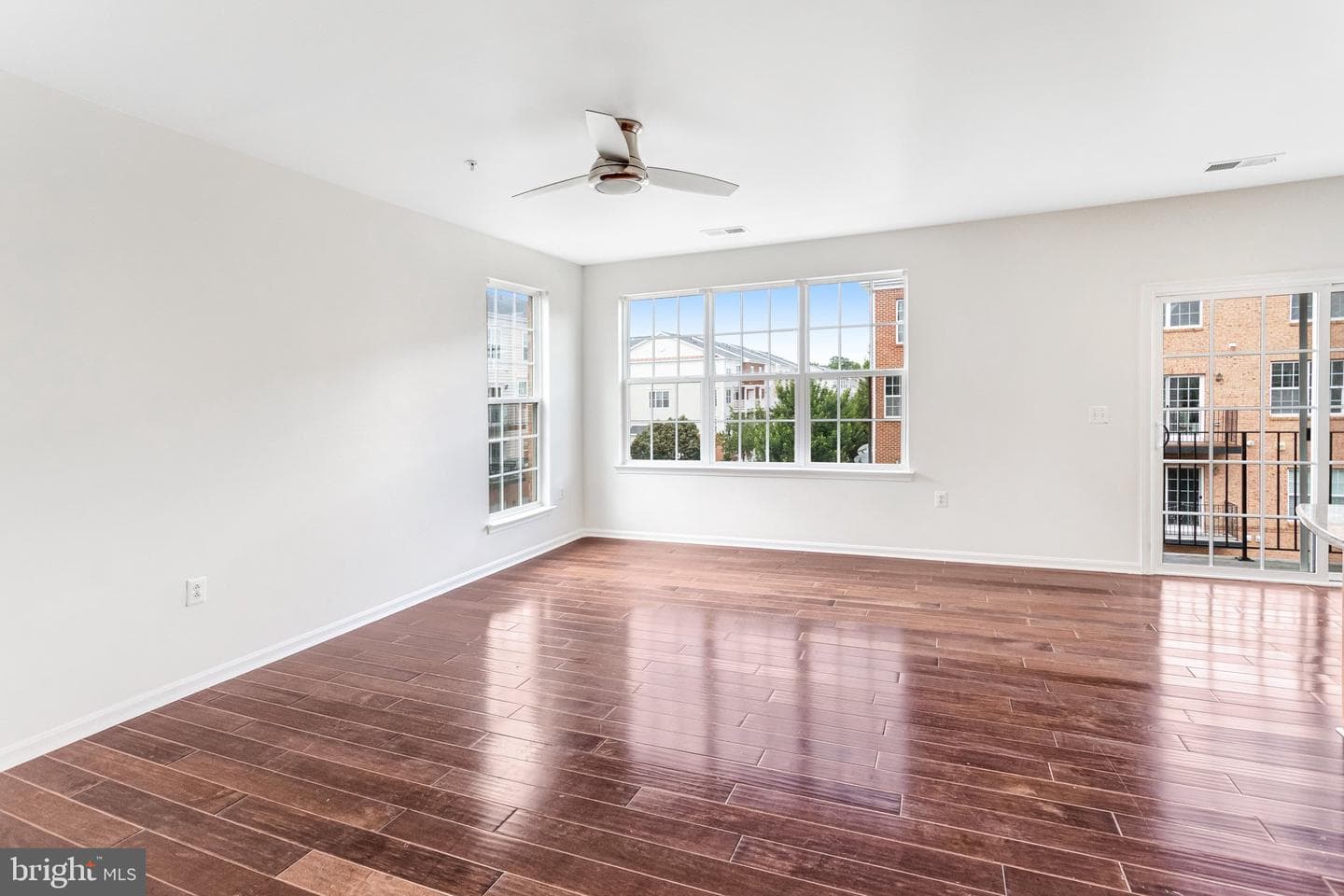 6321 Iris Meadow Lane photo 10