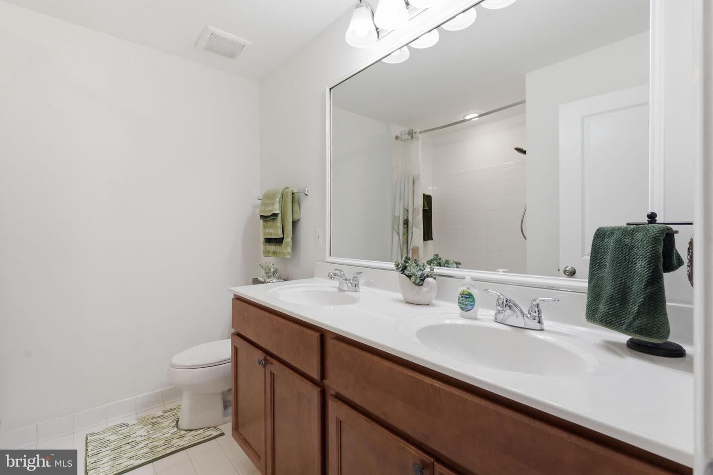 8112 Honey Bee Way photo 26