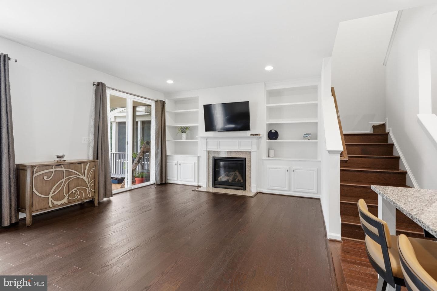 8112 Honey Bee Way photo 5