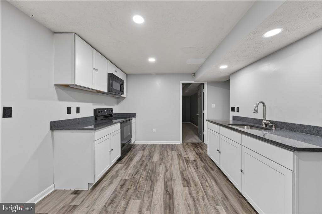 13802 Mapledale Avenue photo 18