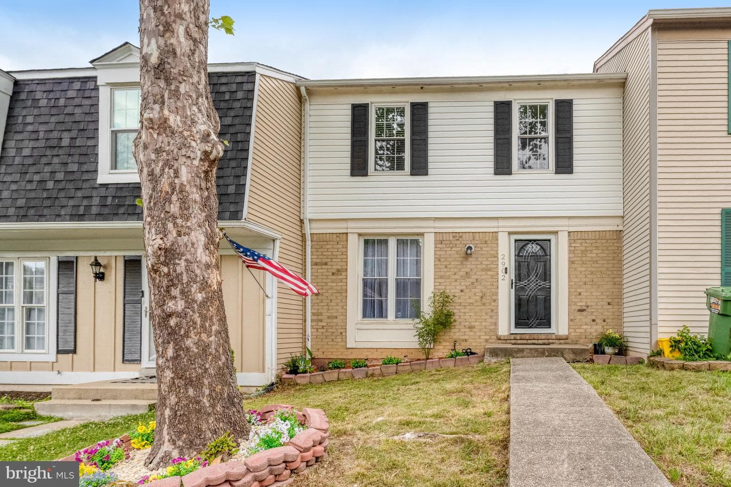 2902 Madeira Court photo 3