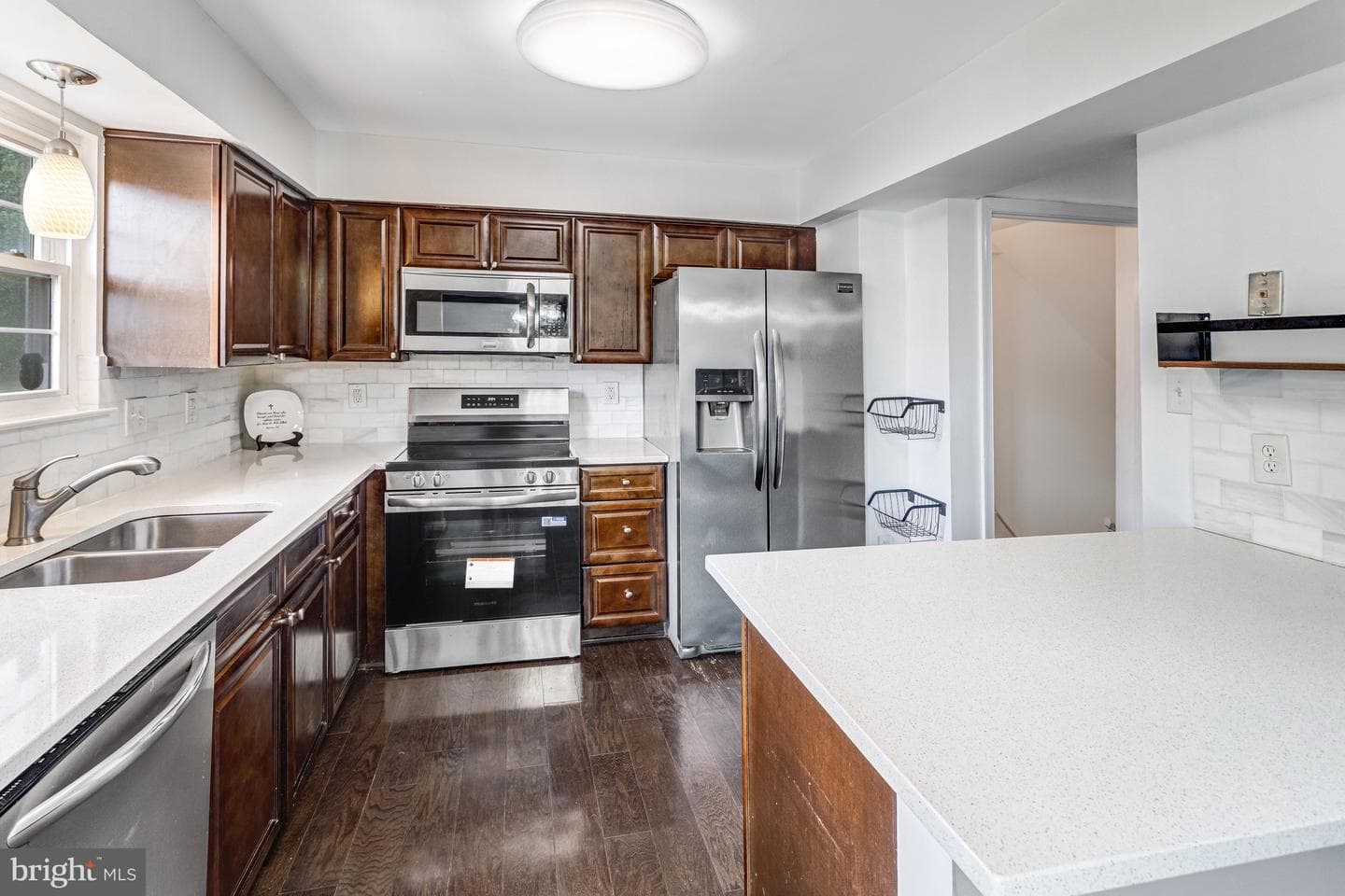 2902 Madeira Court photo 7