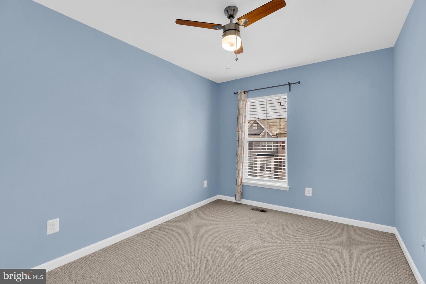 8128 Honey Bee Way photo 30