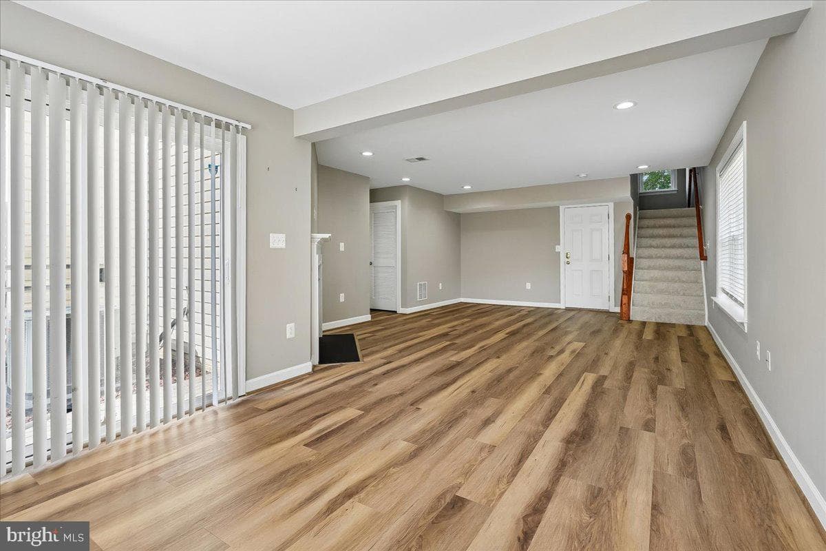 6034 Popes Creek Place photo 33