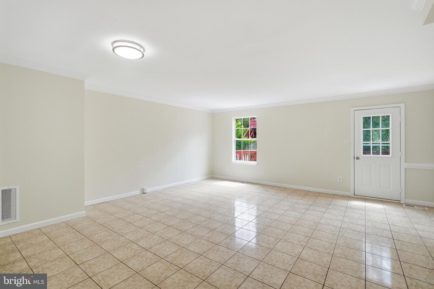 7617 Chadds Landing Way photo 4