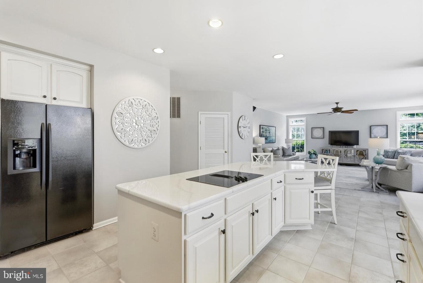5484 Heredity Ln photo 9
