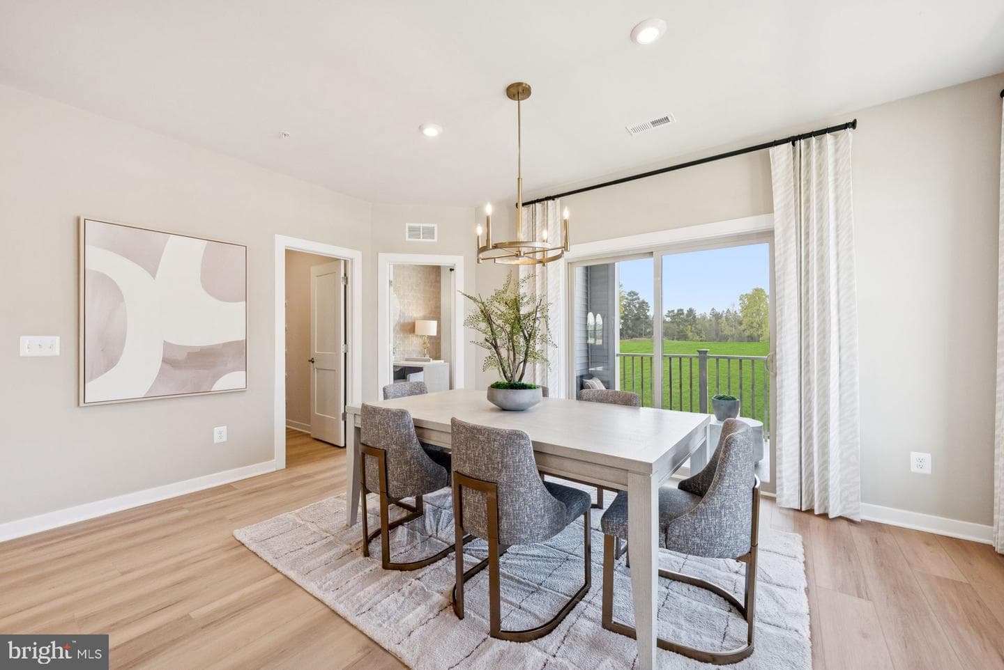 11031 Joslin Street photo 9