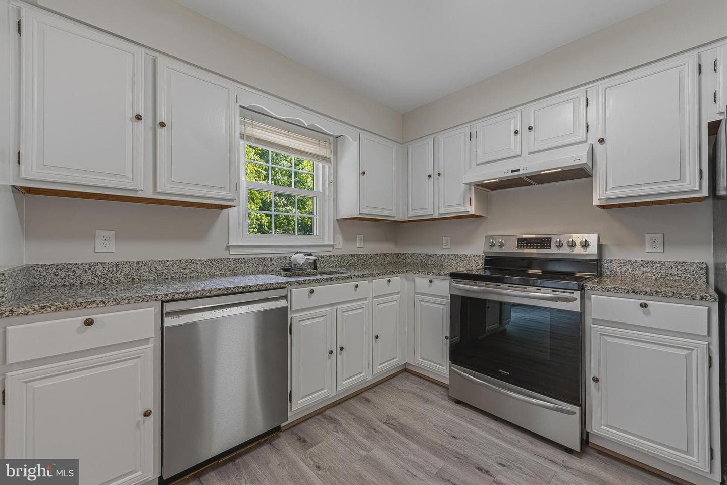 11323 Cromwell Court photo 14