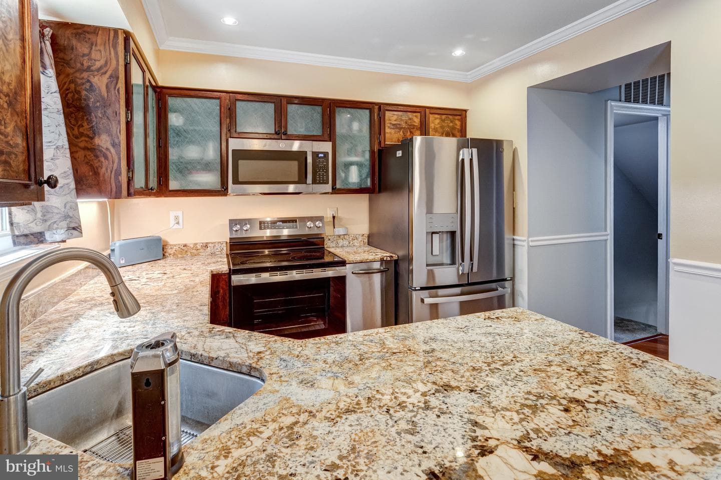 15242 Streamside Court photo 10