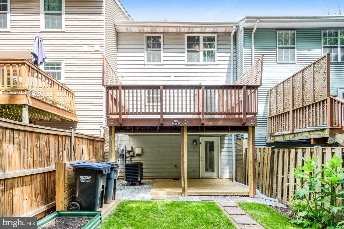15242 Streamside Court photo 42